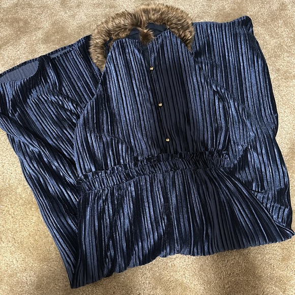 Janie & Jack Romper - Picture 2 of 4